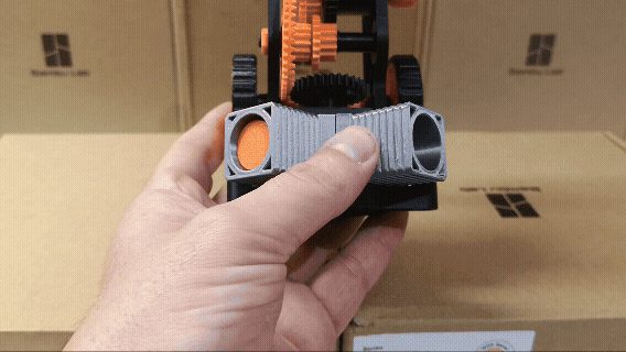 Wind-up Car + 2-Cylinder Engine Kit