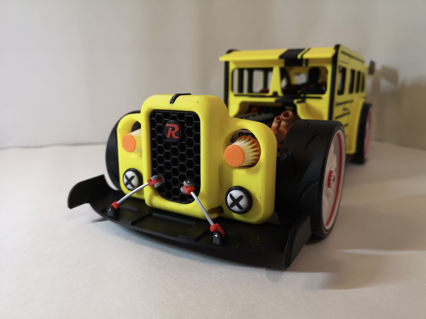 School Bus - Hot Rod - V12 Engine