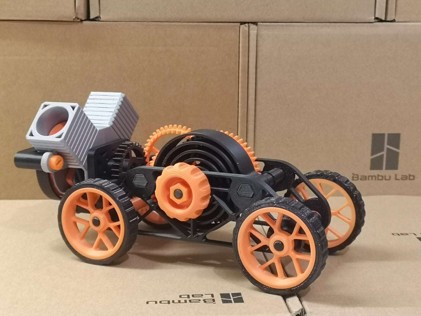 Wind-up Car + 2-Cylinder Engine Kit
